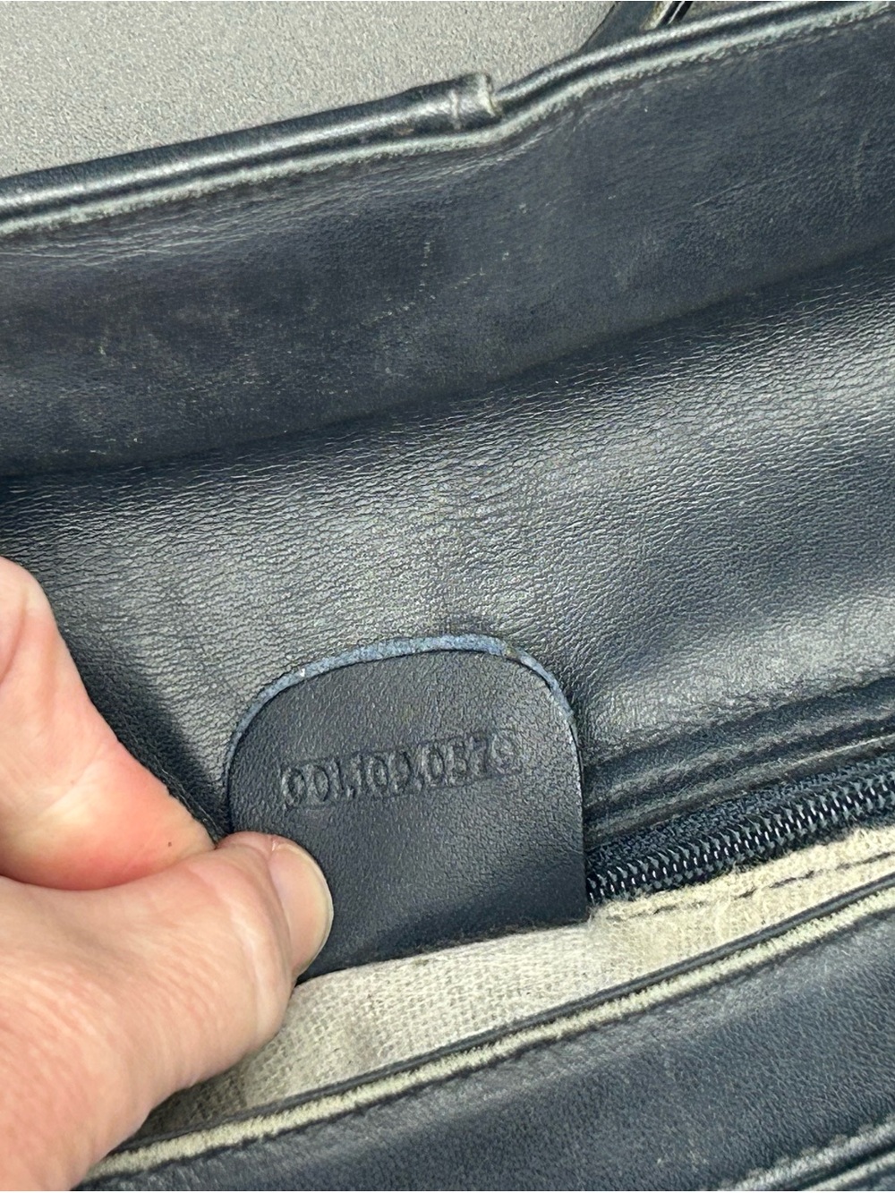 ✨ Vintage Gucci Navy GG Monogram Shoulder Bag / Crossbody ✨ - Picture 11 of 16